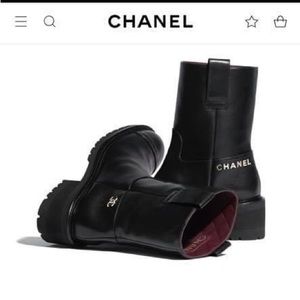 Chanel 20K black leather short boots size 38